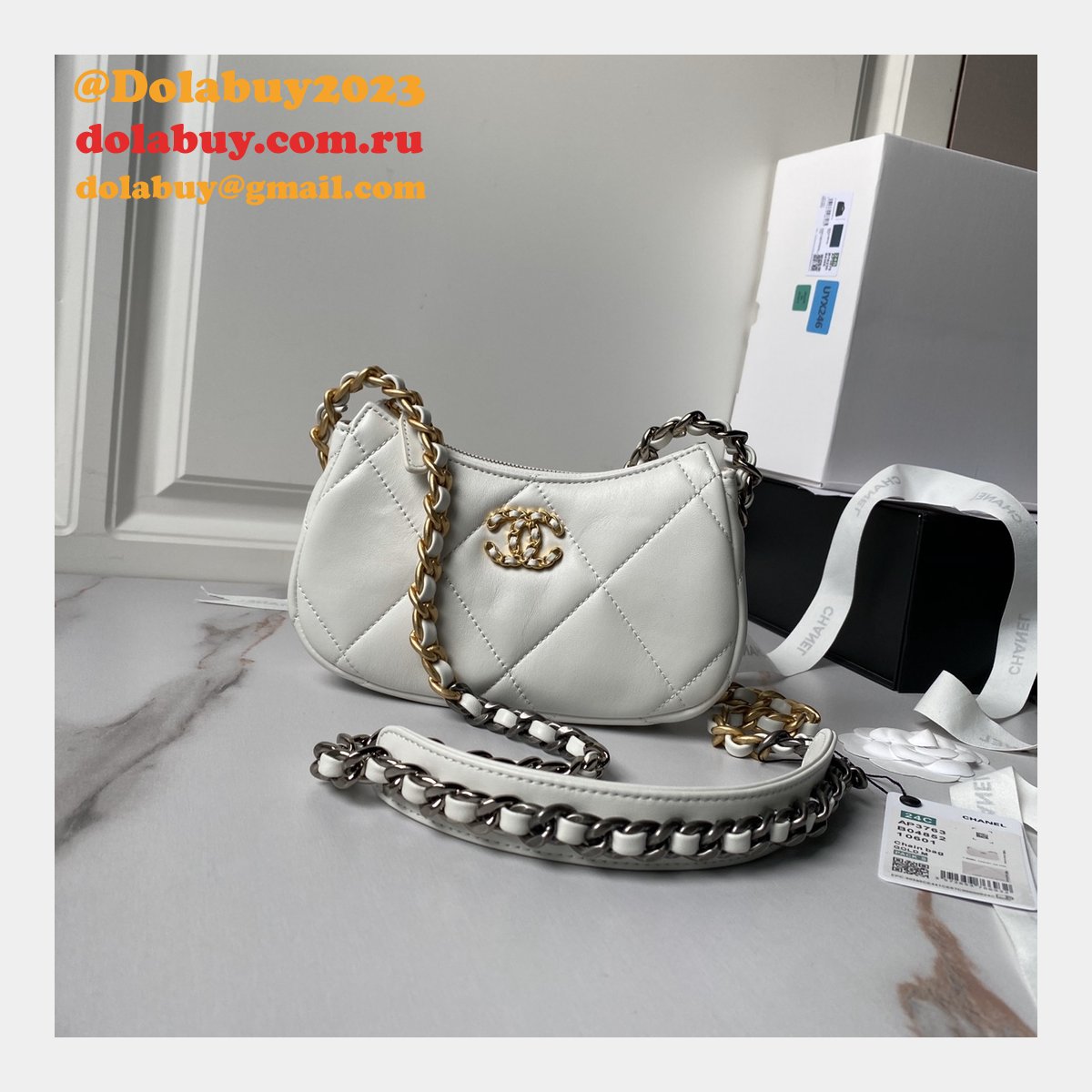 Perfect AAA Dolabuy 19 Cluths Chain AP3763 Replcias Bag