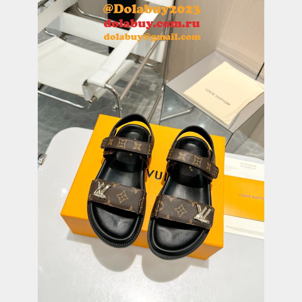 Top Quality LV Sunset Comfort Flat Sandal