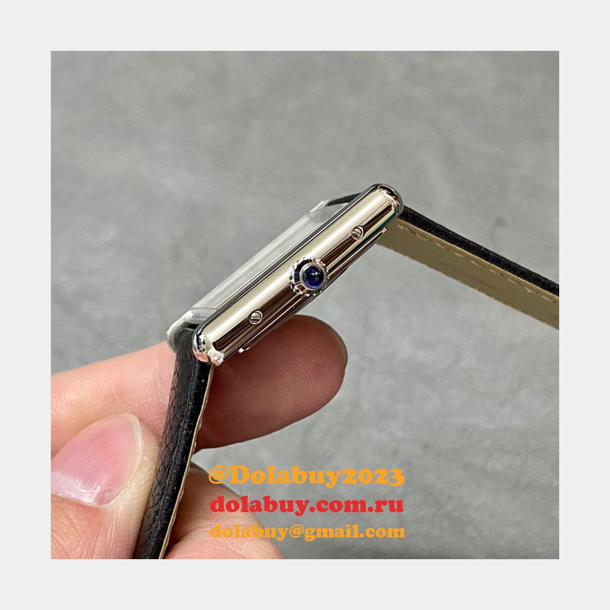 Cartier Small Tank Must watch