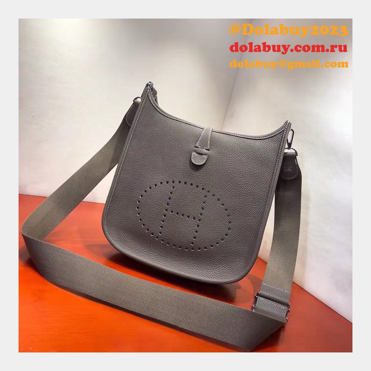 Hermes Replica Evelyne Bags 28CM Products Luxury Online Store