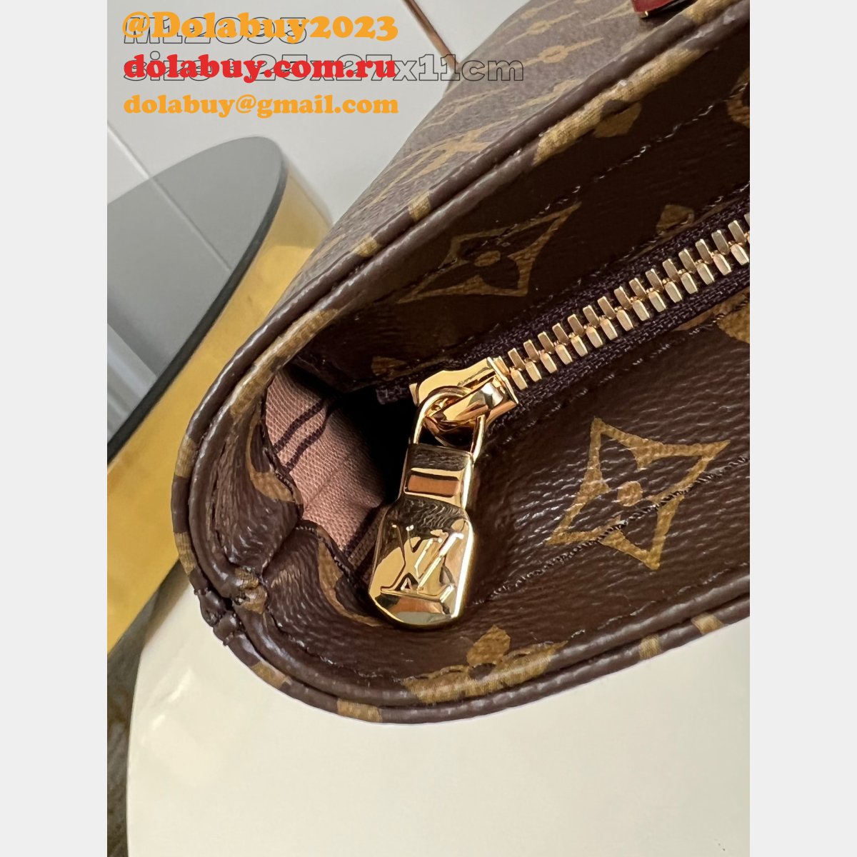 Louis Vuitton Fake Piano Monogram M12095 Women 7 Star Handbags