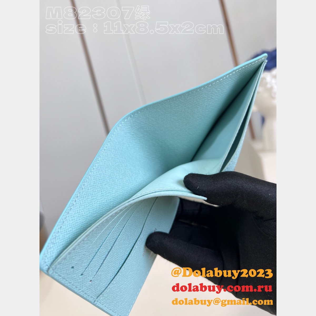 Men Slender Wallet M82307 Perfect Louis Vuitton Replica Wallets