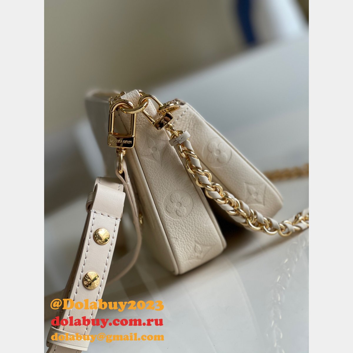 Louis Vuitton UK M57631 Cream Pochette Accessories Monogram