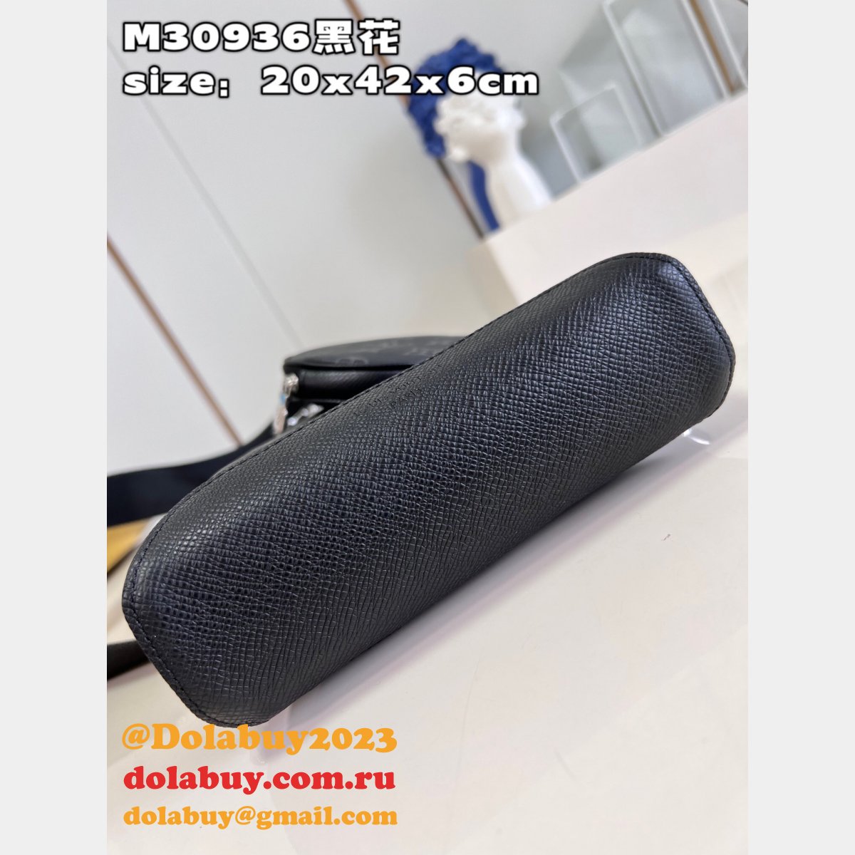 Duo Sling Replica Louis Vuitton M30936 Fake Taigarama Men Bag