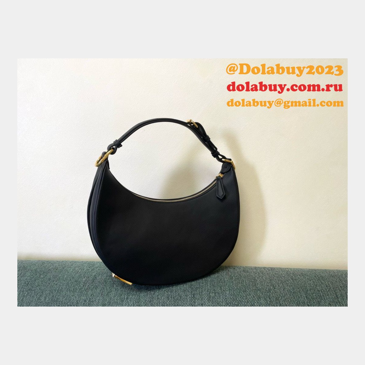 best F**di F**digraphy leather shoulder hobo bag