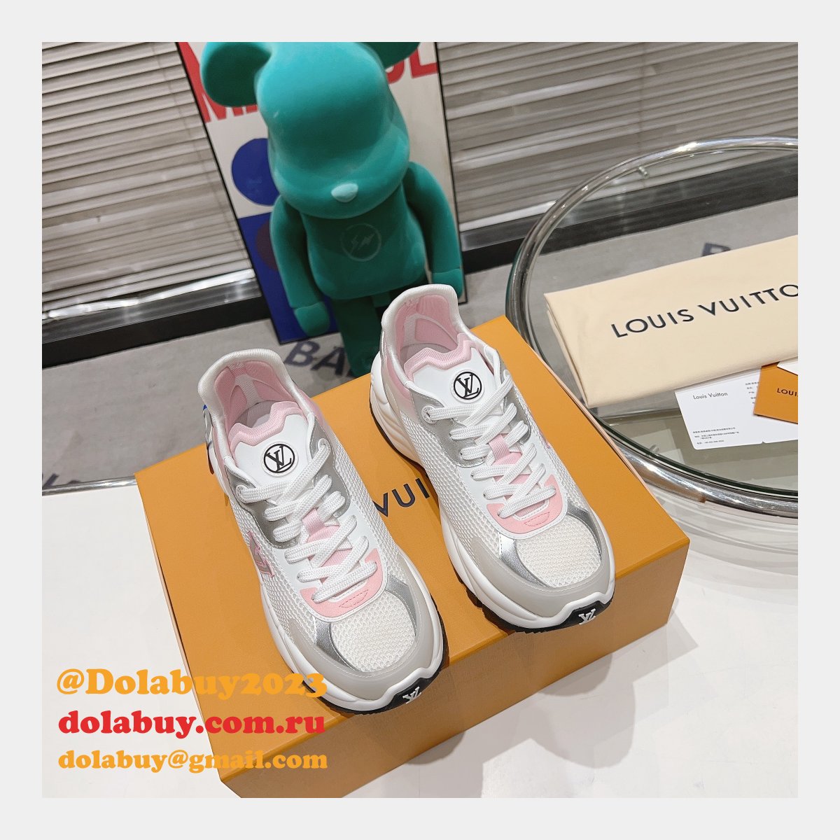 Top Quality LOUIS VUITTON RUN55 Sneakers