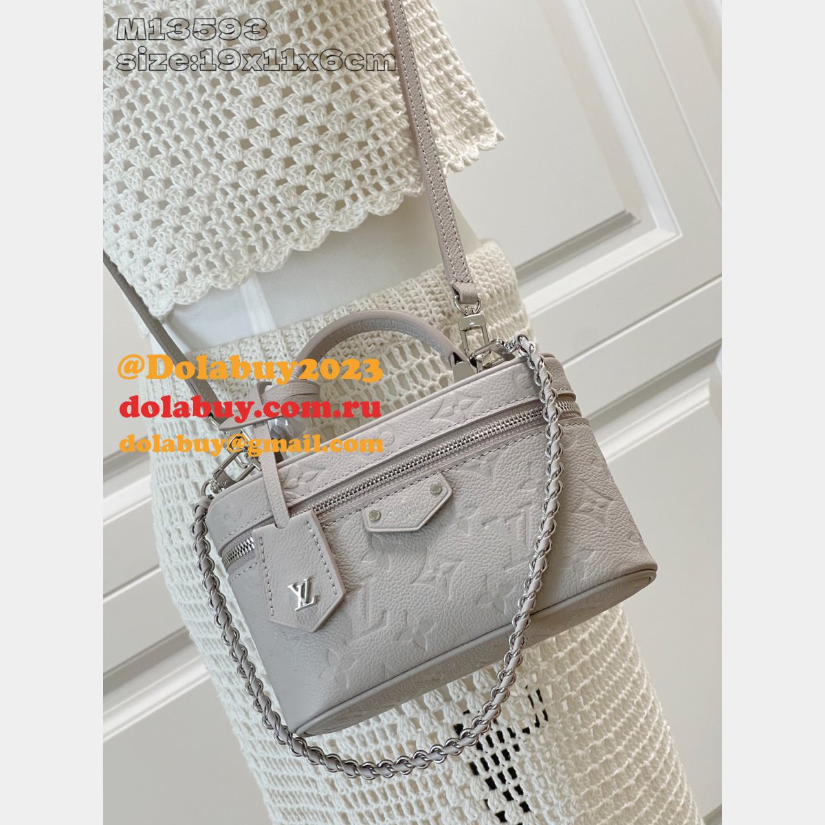 Louis Vuitton M13593 New Vanity Chain Pouch Copy Bag