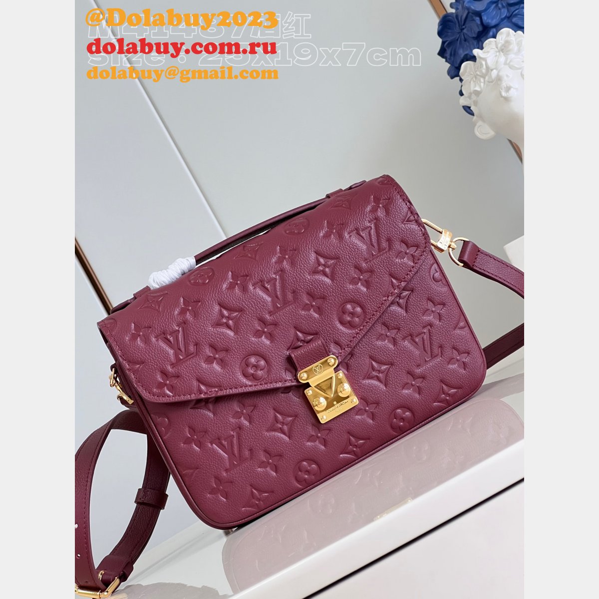 Pochette Metis M46613 Fake Louis Vuitton Perfect 1:1 Mirror Bag