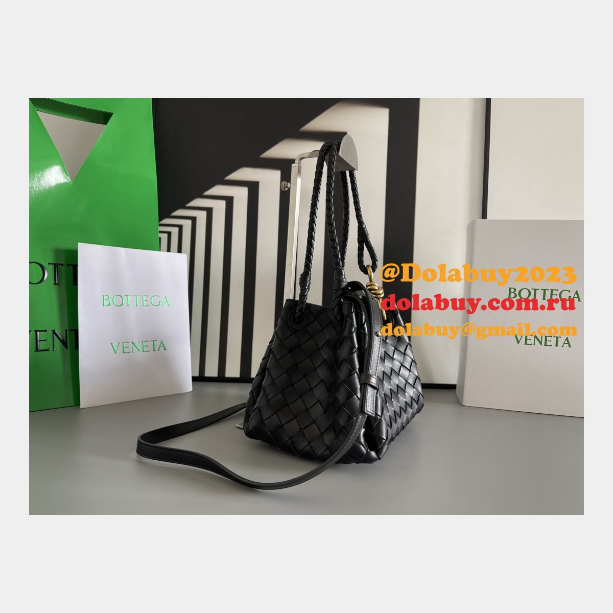 Top Quality BOTTEGA VENETA parachute Andiamo mini size 796569