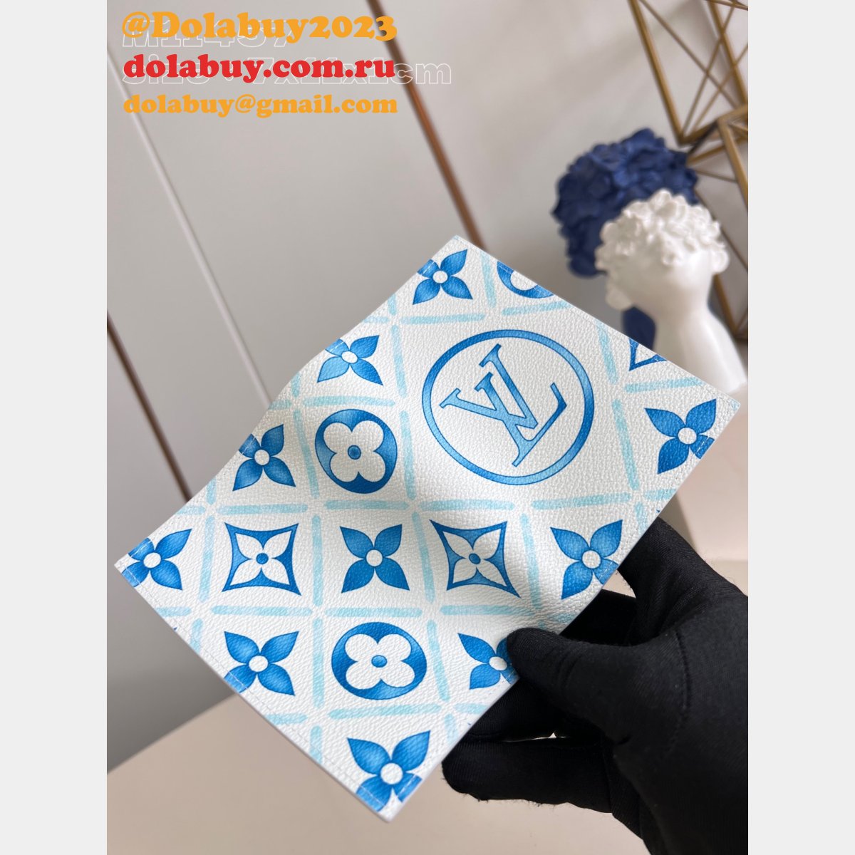 Louis Vuitton Replica Passport Victorine Zippy Coin Purse Wallet