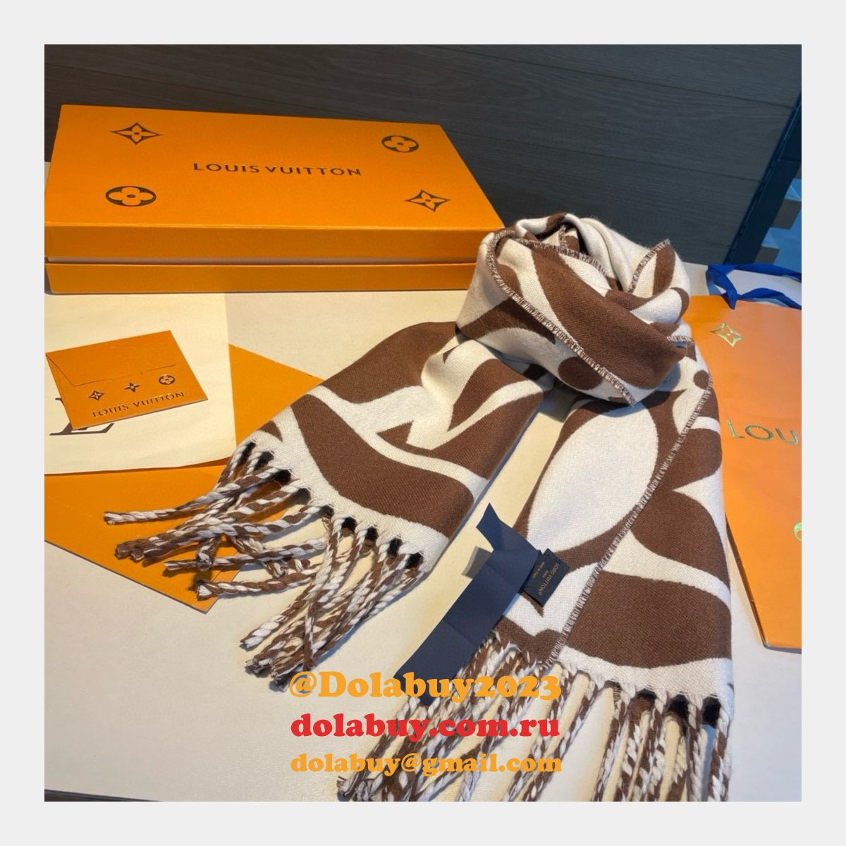 Duplicate LV Medallion Sheep Wool Scarf