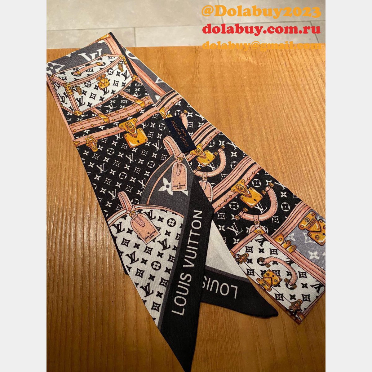 Fake Louis Vuitton Scarfs And Shawls