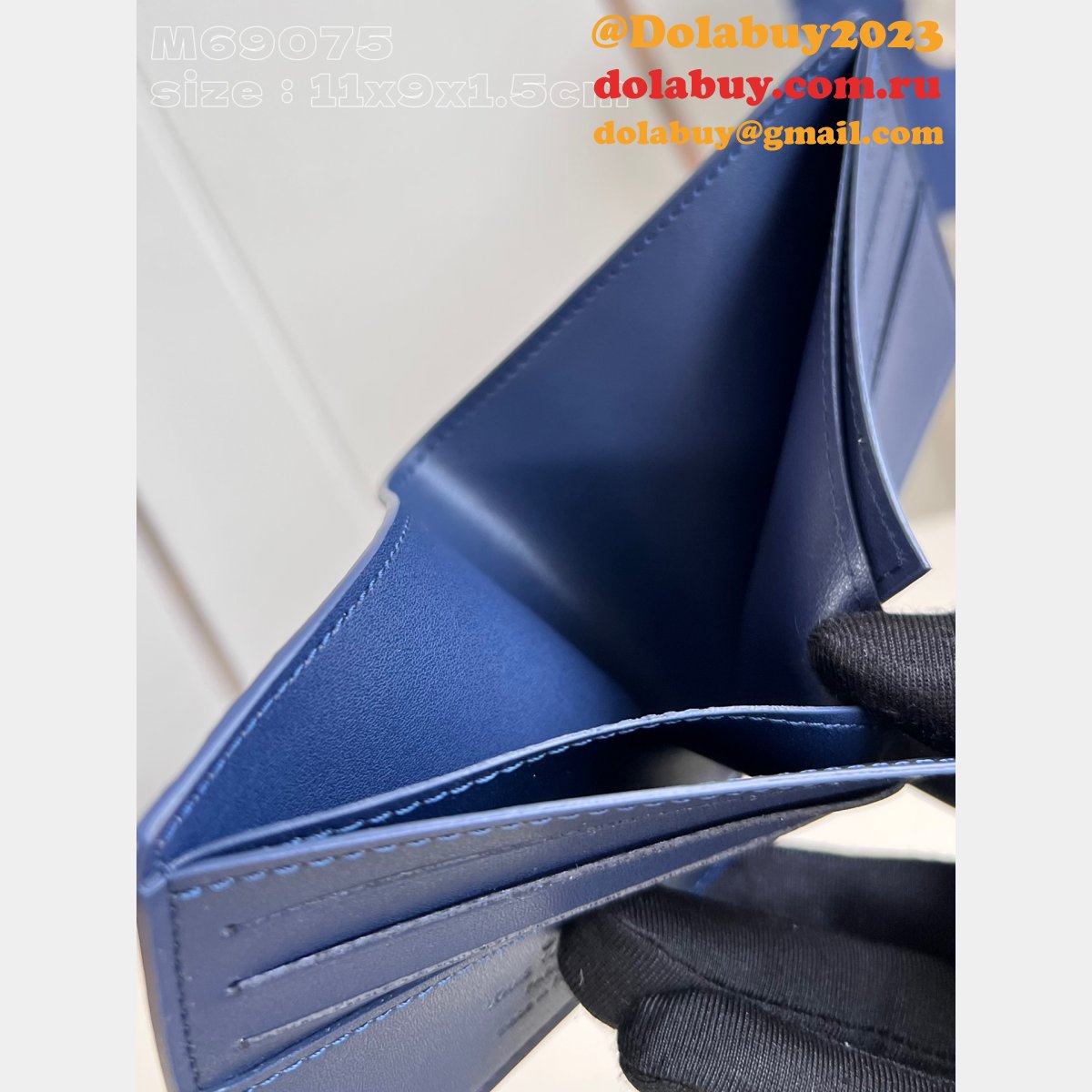 AAA+ Brazza Slender Zippy Vertical Wallet LV Replica Bag