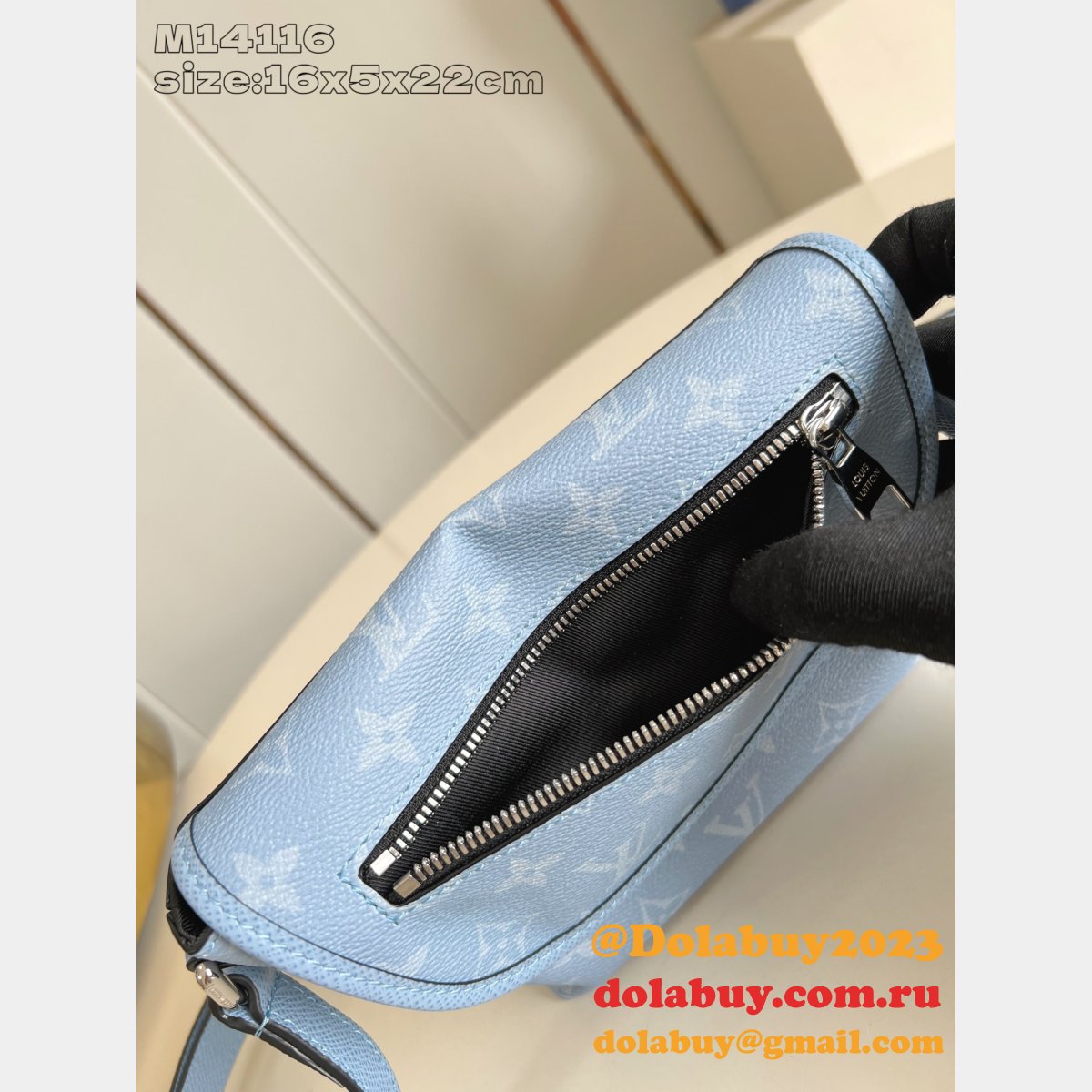 Louis Vuitton Pulse Wearable Wallet M14116 Luxury Bag