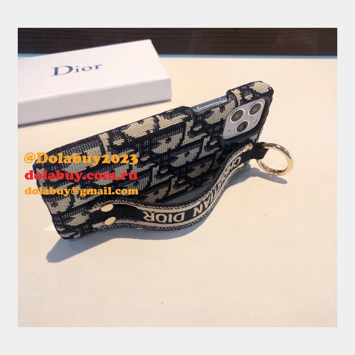 Fashion Phone cases & High-Tech Accessories