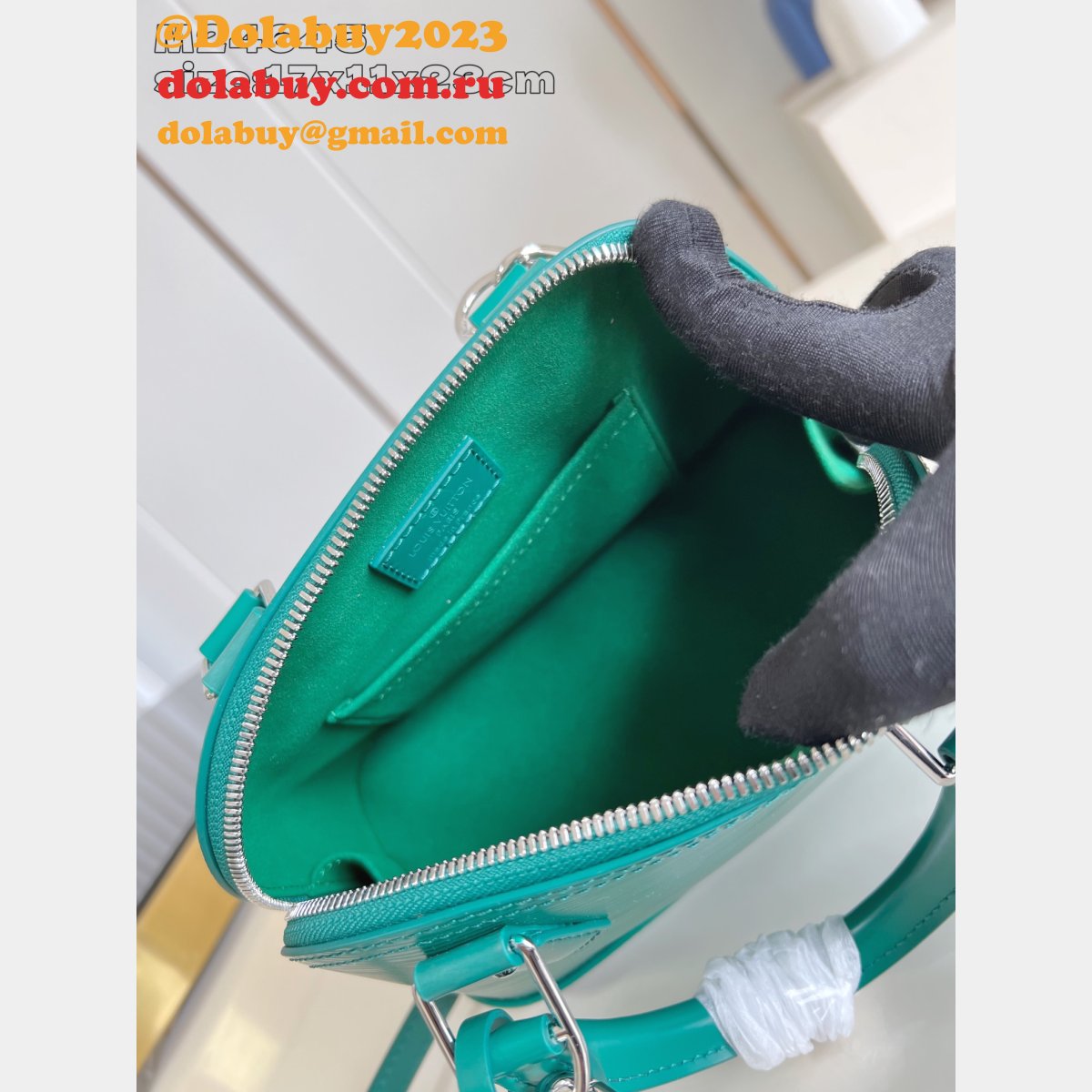 Louis Vuitton Alma BB Epi Leather Gifts M24645/M11382 Inspired Bag