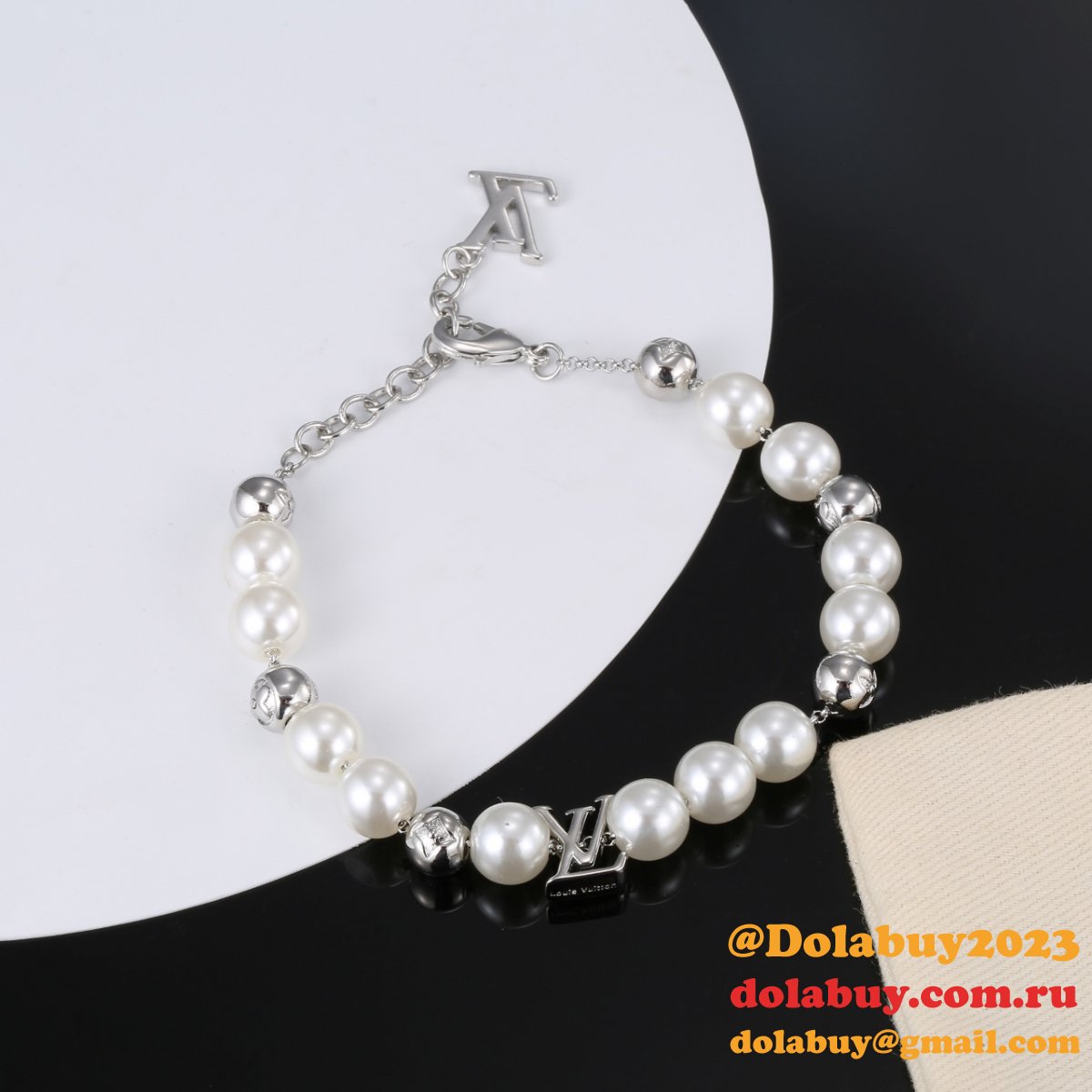 Best Replica Luxury Bracelet Wholesale