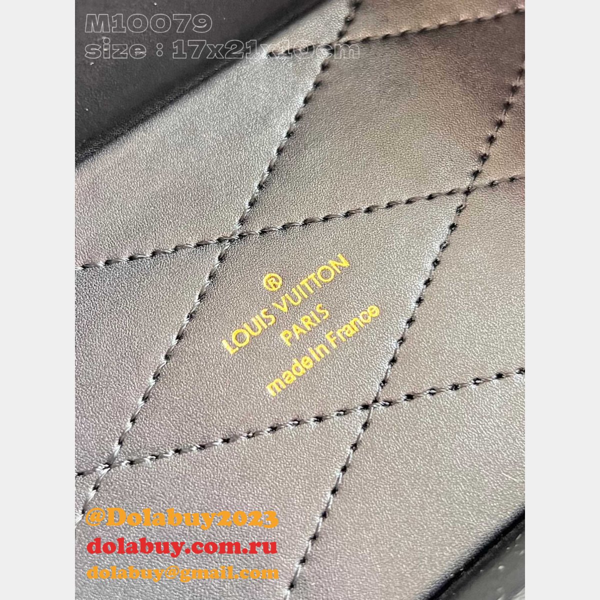 Perfect Louis Vuitton M11131 Camera Box Art of Living Replcia Bag