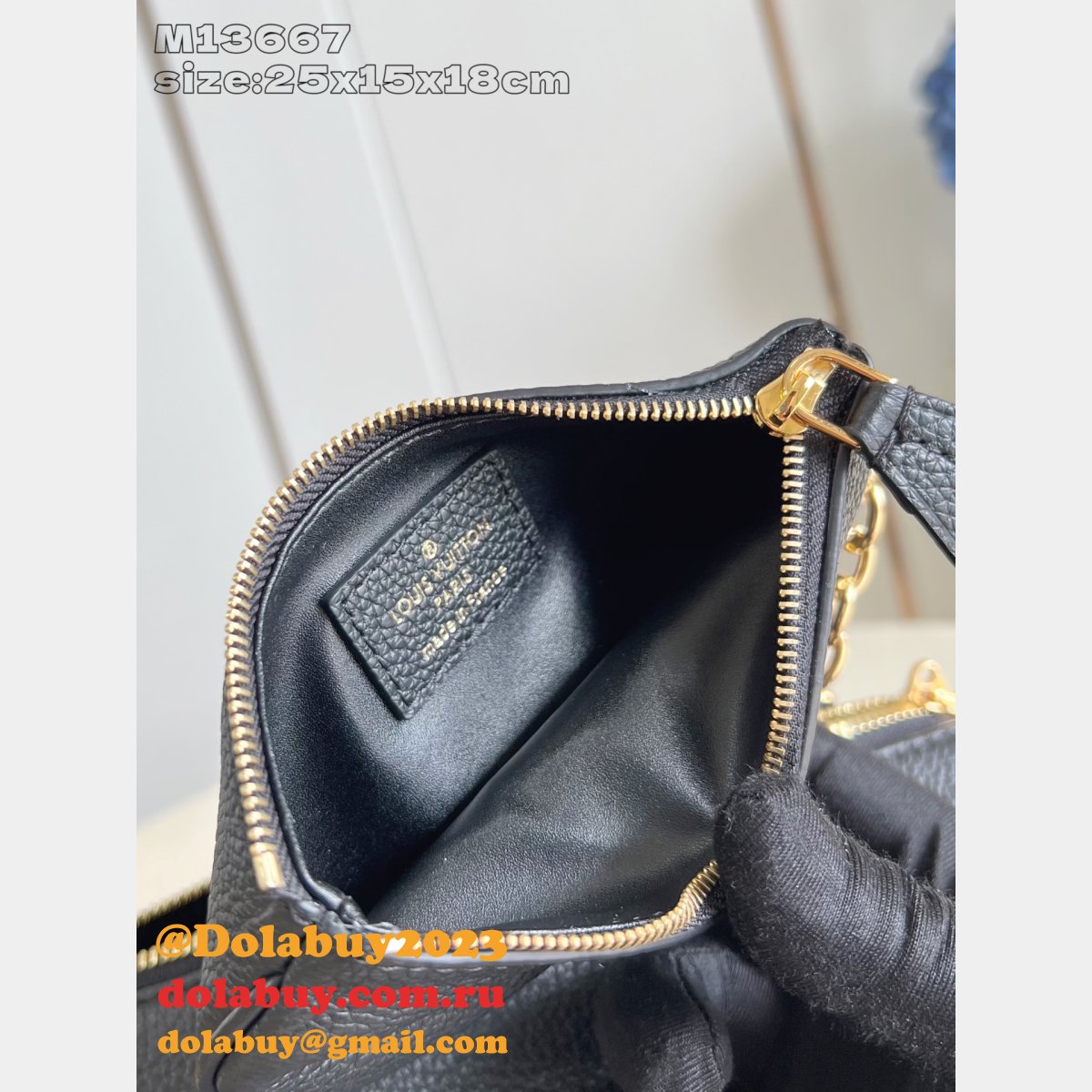 Louis Vuitton 2025 Nicolas Ghesquièr M13667 Keepall Replica Bag