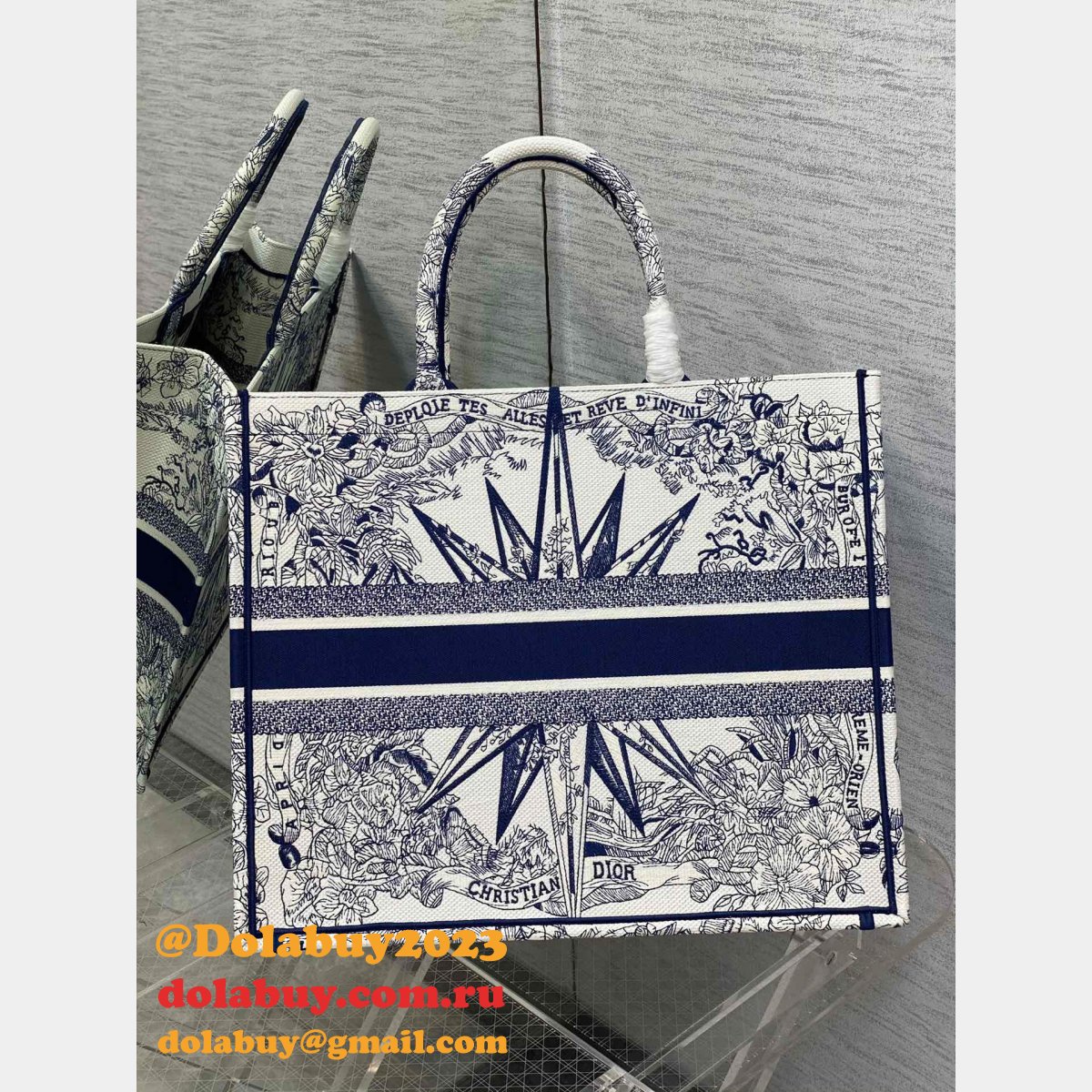 Replica Dior CD Book Tote 1:1 26.5/36/41.5cm bags Online Store
