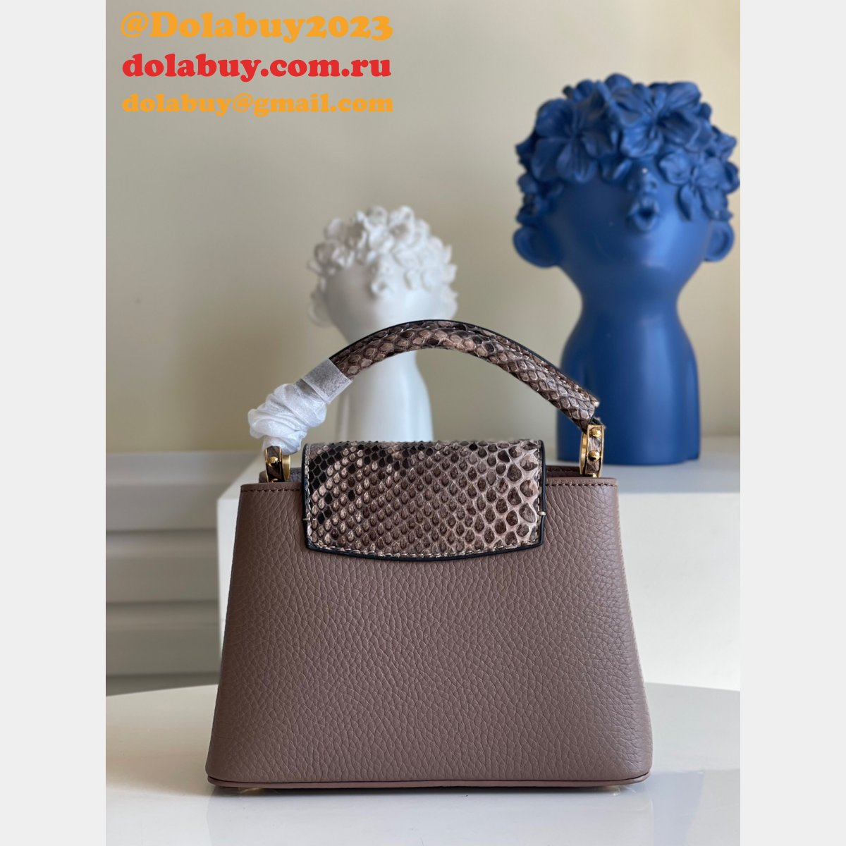 Where To Buy Fake Louis Vuitton Capucines M80007/M80421/M80041 Taurillon Bag