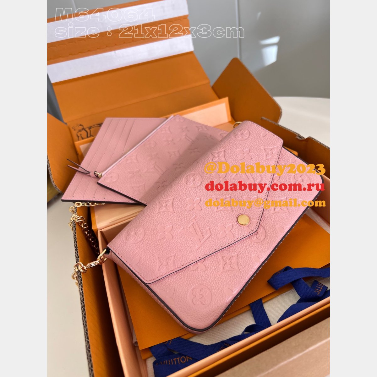 AAA+ Louis Vuitton Pochette Félicie Fashion Purse M82477
