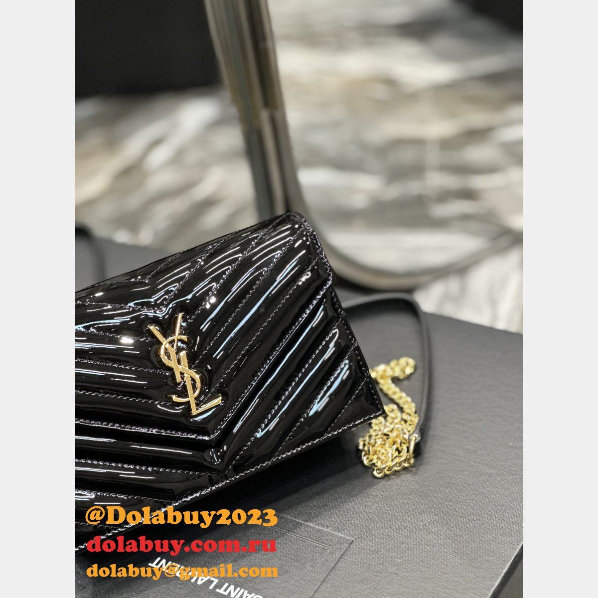 Monogram Woc Saint Laurent Replicas Envelope 393953/377828 Cheap Bag