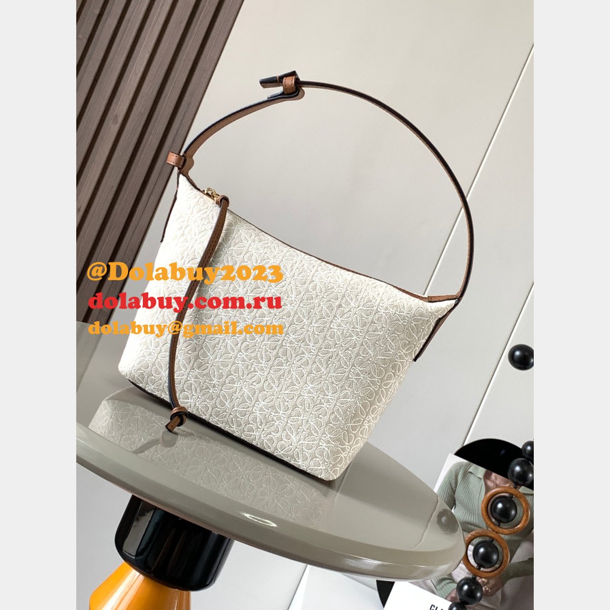 Luxury Cubi bag in Anagram jacquard and calfskin 21cm/35CM