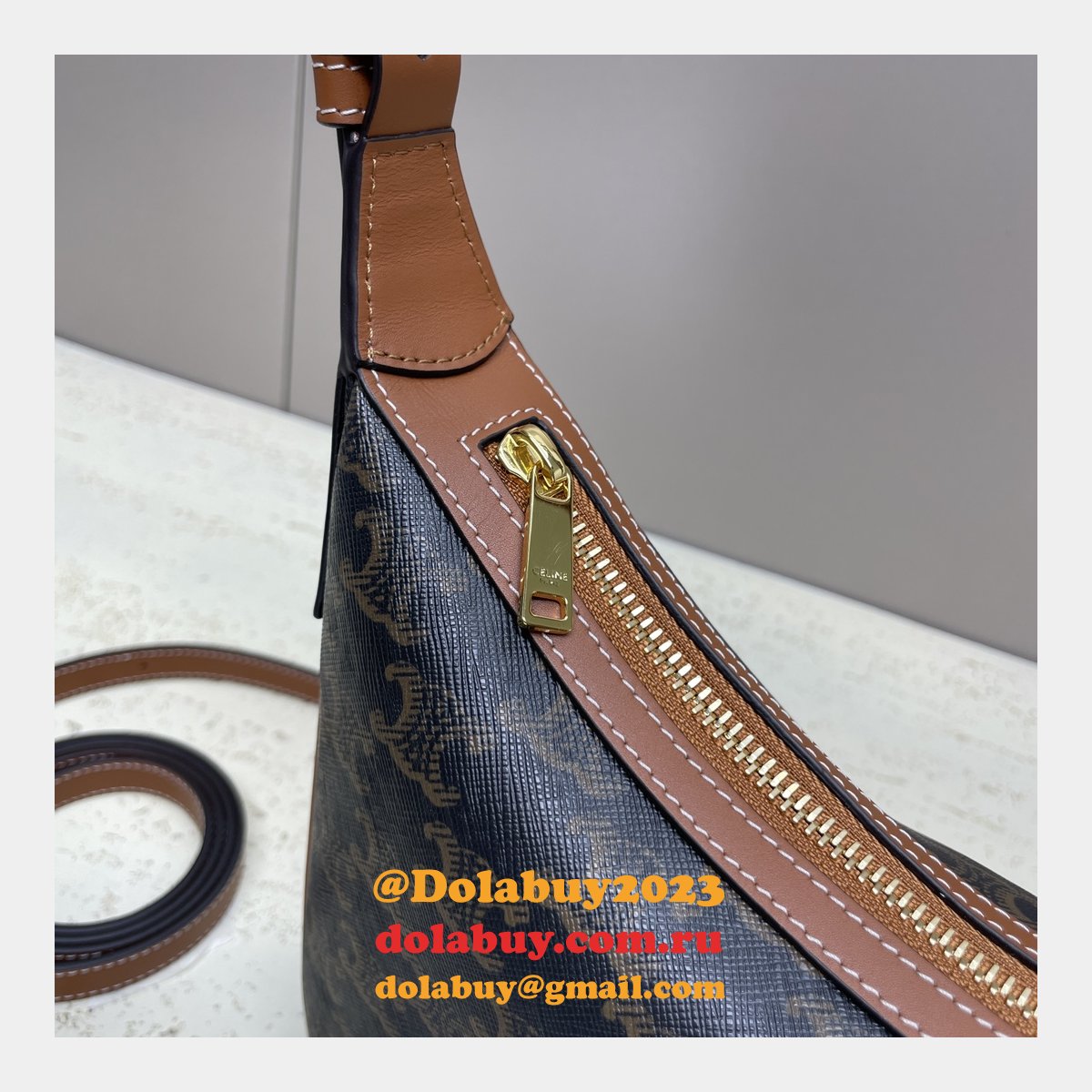 Designer Celine Fake 117253 Heloise Cuir Triomphe Bag