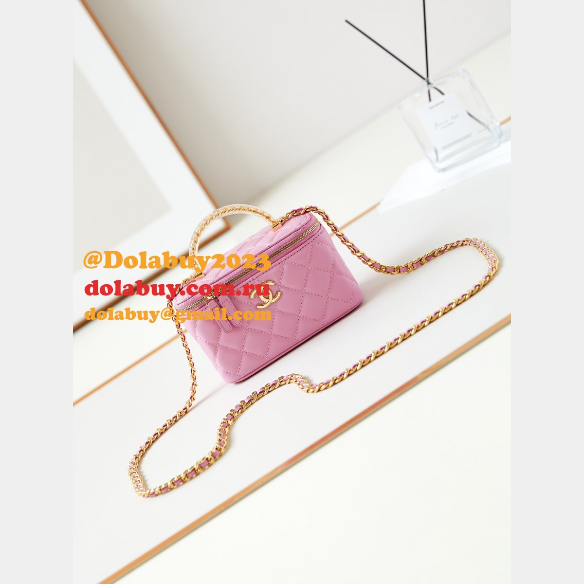 7 Star chane 24A lambskin Cosmetic bag AP3820