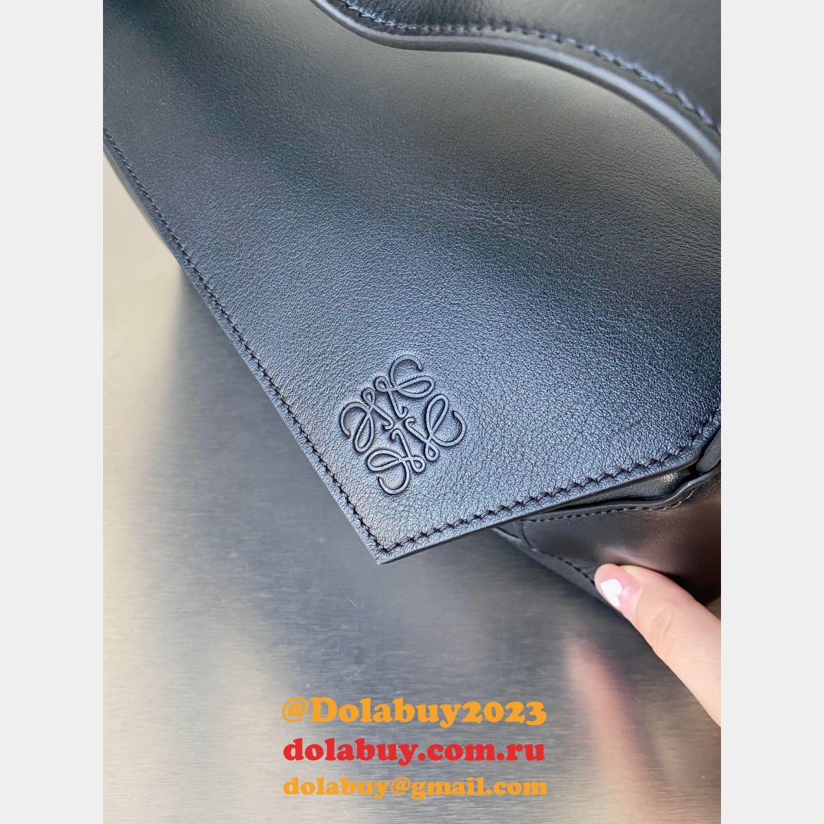 Shop Loewe Replica Puzzle Leather Hobo Top Quality Bag