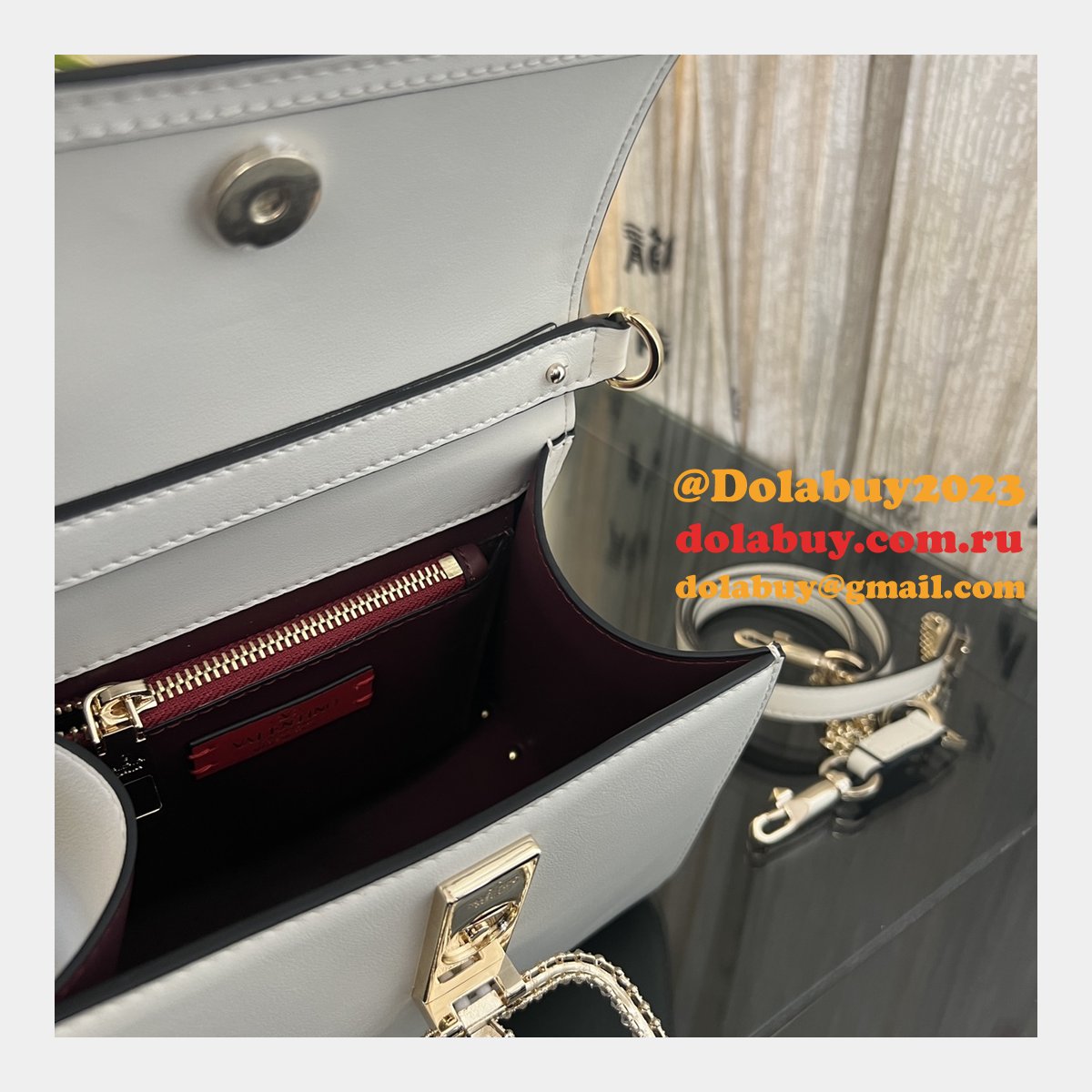 Top Quality Valentino VSLING Small Calf Handbag 2082