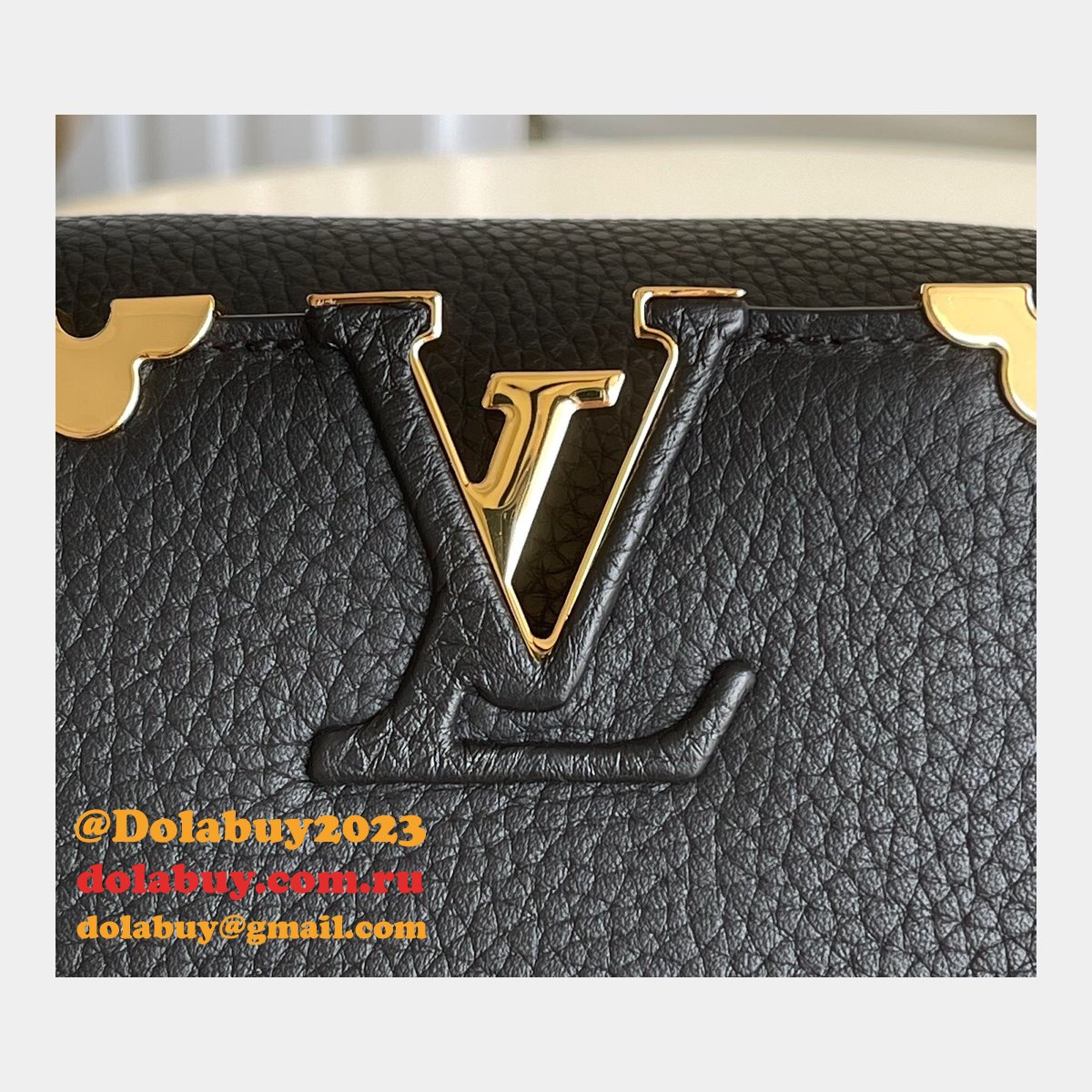 How To Buy Cheap Louis Vuitton M54663/M54665 Capucines Bag From China