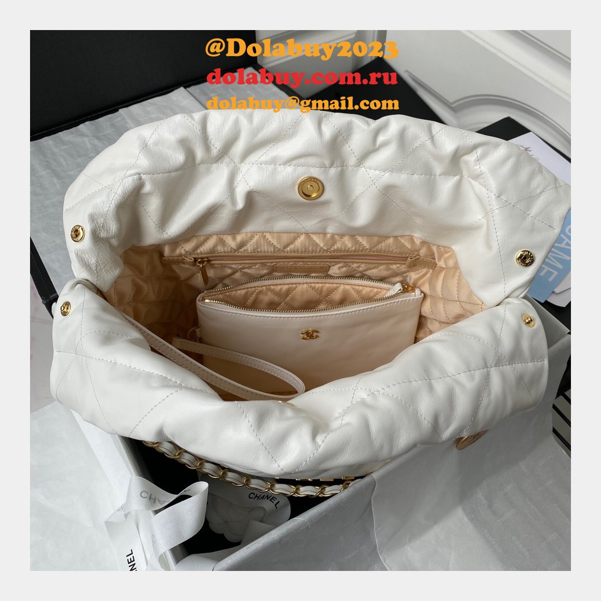 Dolabuy AS3261 Handbags is the pioneer manufacturer of the highest quality 39CM handbags