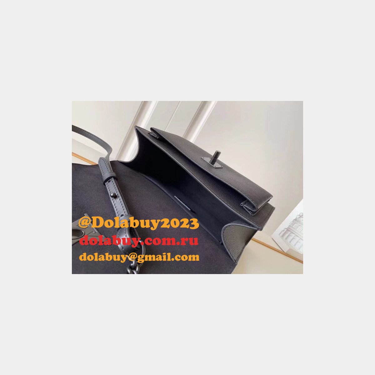 Louis Vuitton Replica Mylockme BB Lockme Leather in Marron M51418