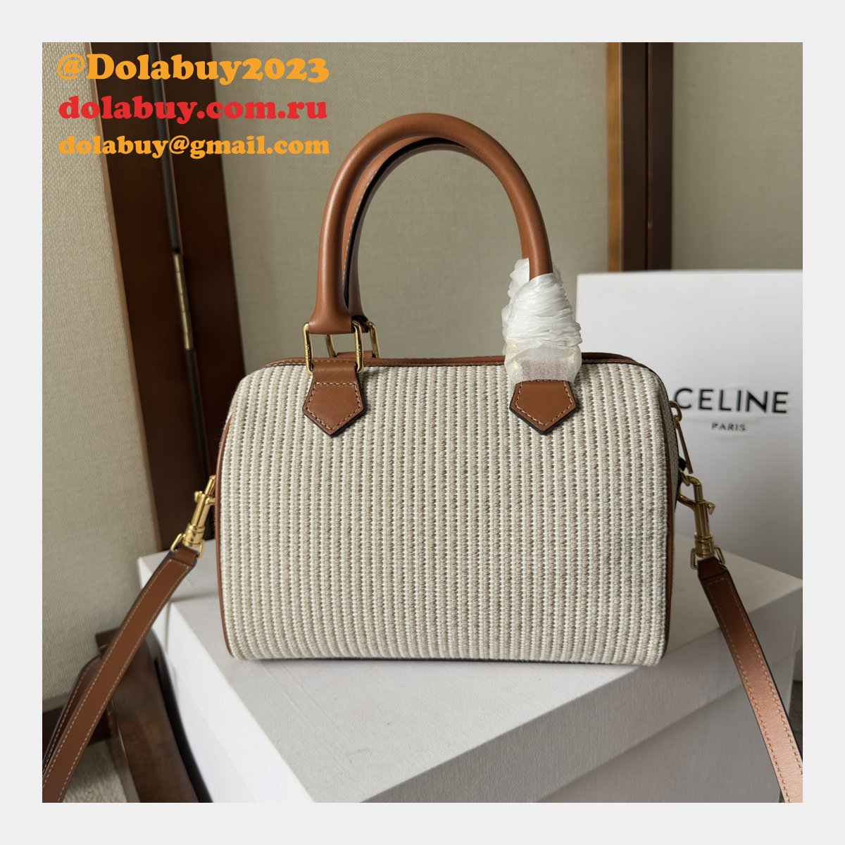 Luxury Celine 197582 Triomphe Small Boston Bag