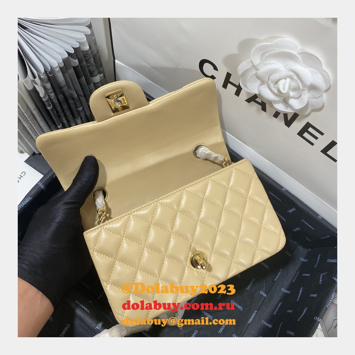 Top Quality CC Lambskin Flap Bag 1116 20CM