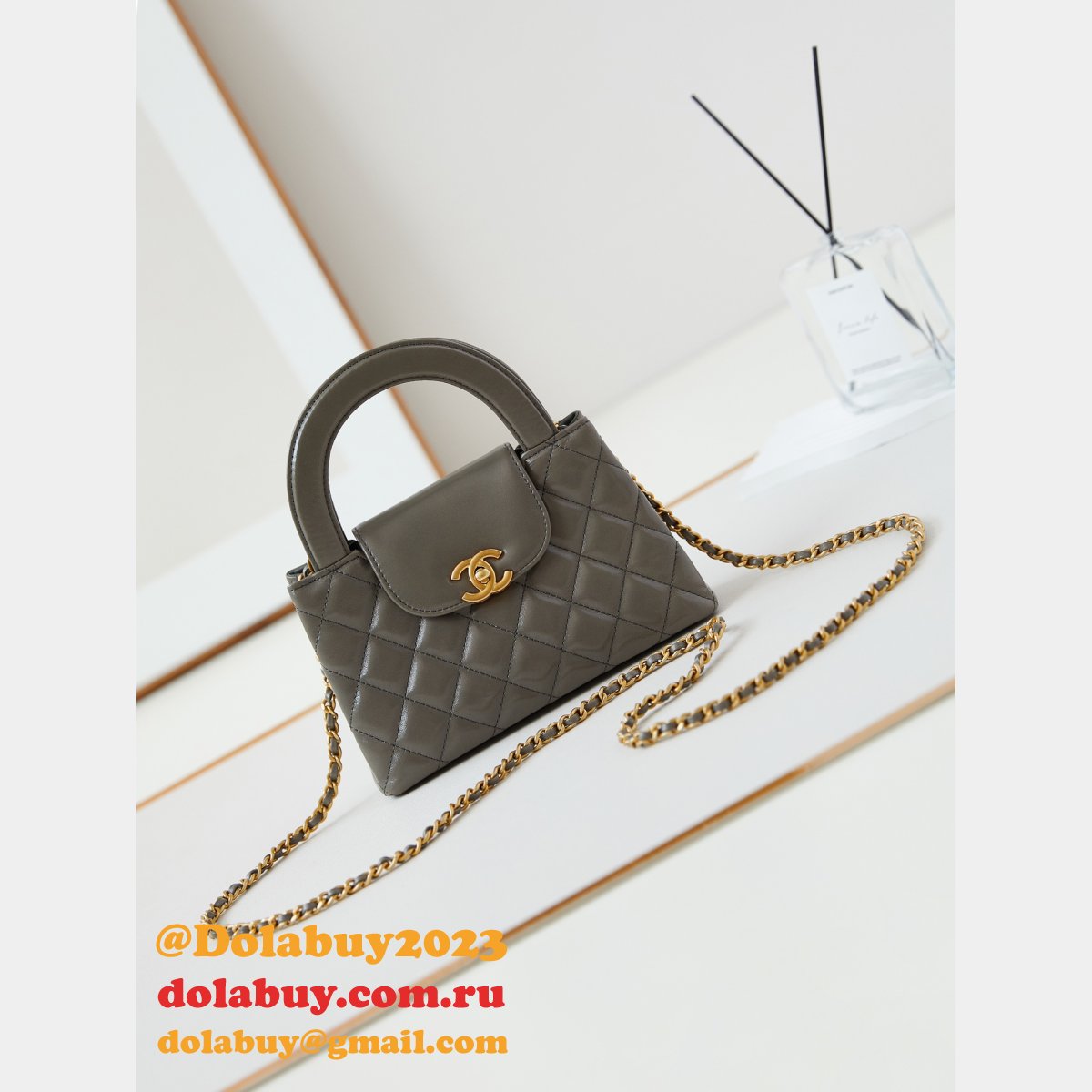 Fashion AS4416 AAA+ Replica Top Handle Luxury Bag