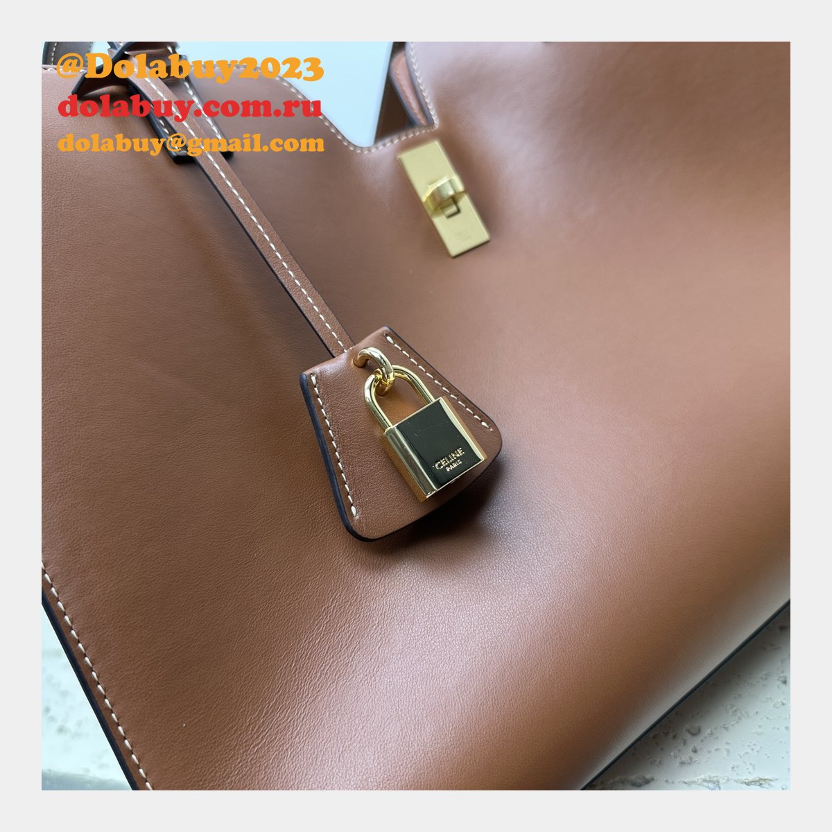 Top Fashion Cabas 16 In Smooth 112583 Celine Replica Bag