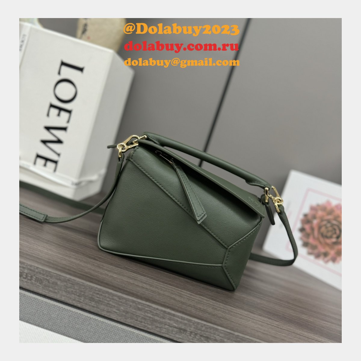 Mini Cheap Loewe Puzzle Bag In Classic Calfskin 18cm