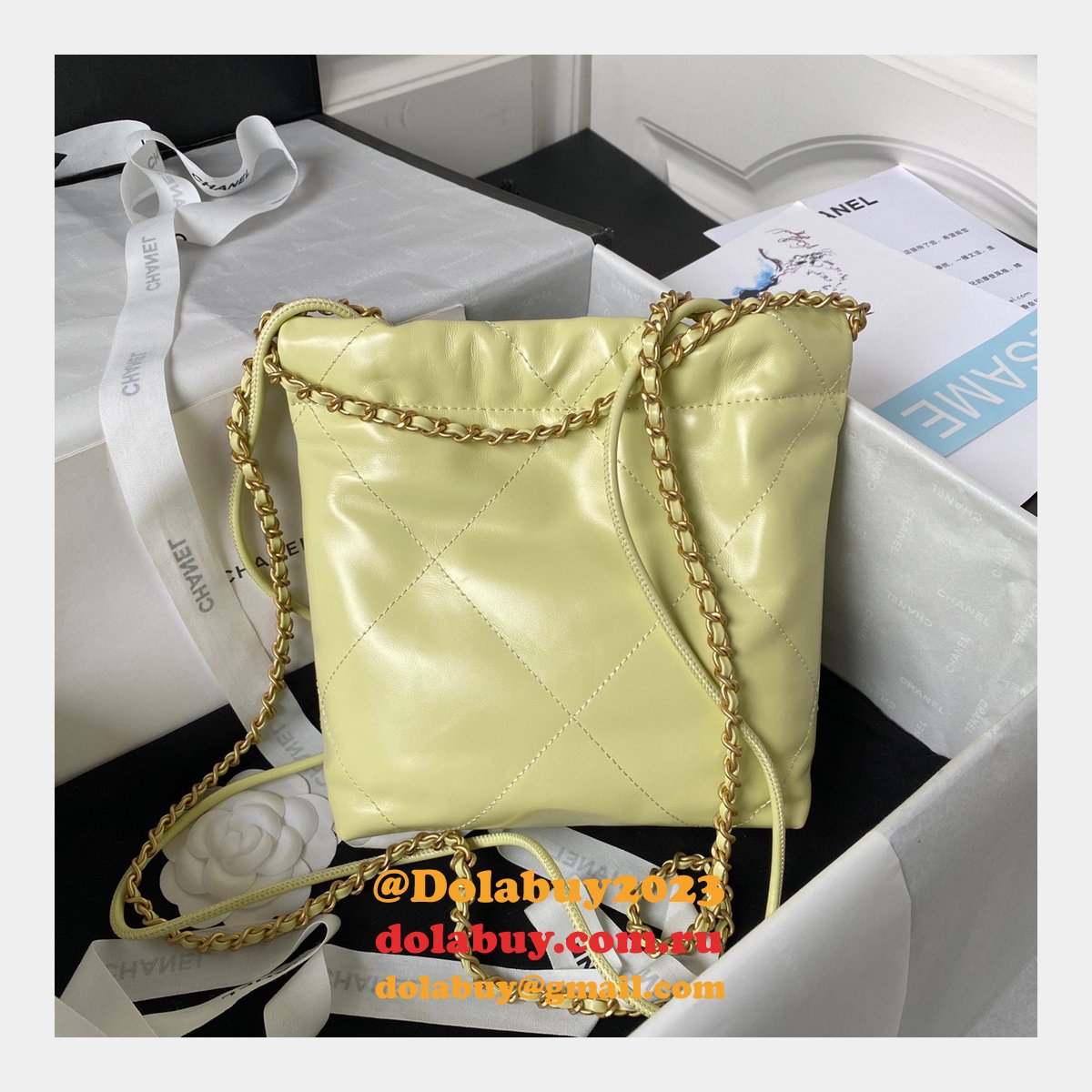 Luxury FASHION AS3980 CALFSKIN CC BAG 20CM