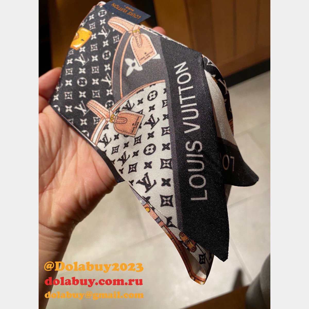 Fake Louis Vuitton Scarfs And Shawls