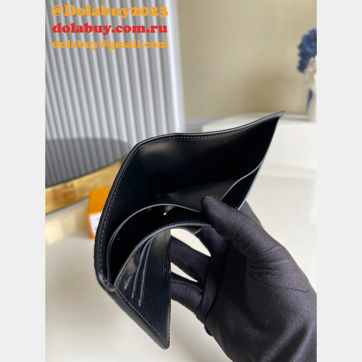 Louis Vuitton Multiple Wallet H26 M69829 Replica Black