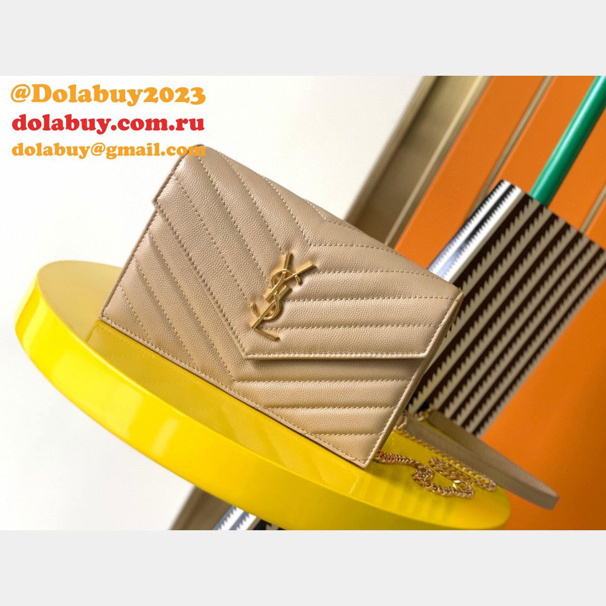 YSL Cheap Monogram Chain 19cm WOC 393953