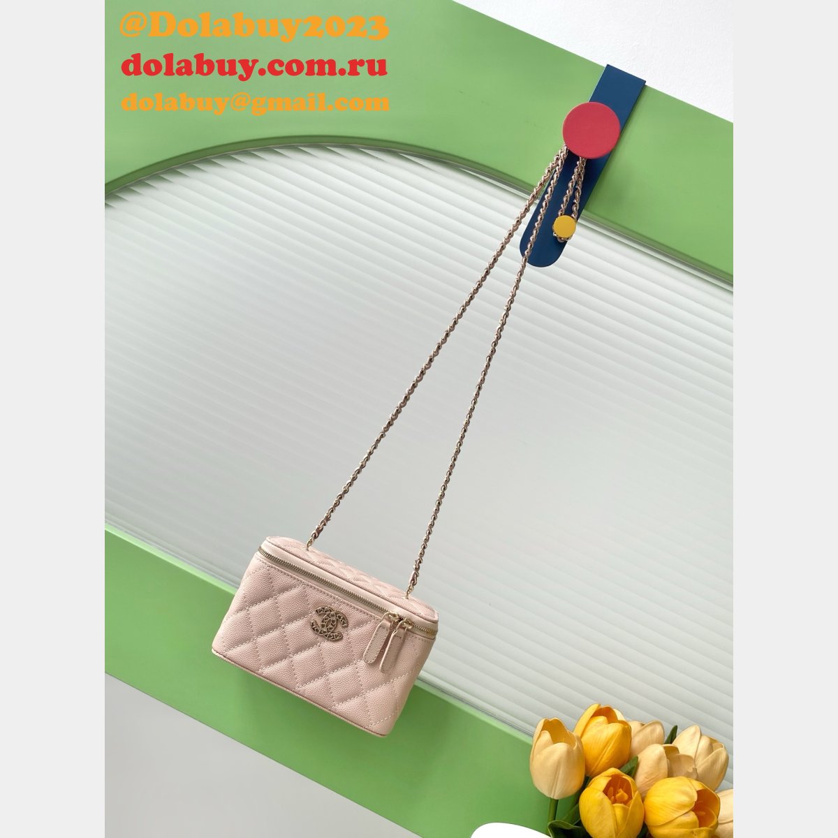 Luxury Long Vanity AP4530 Replica Chain Shiny Bag