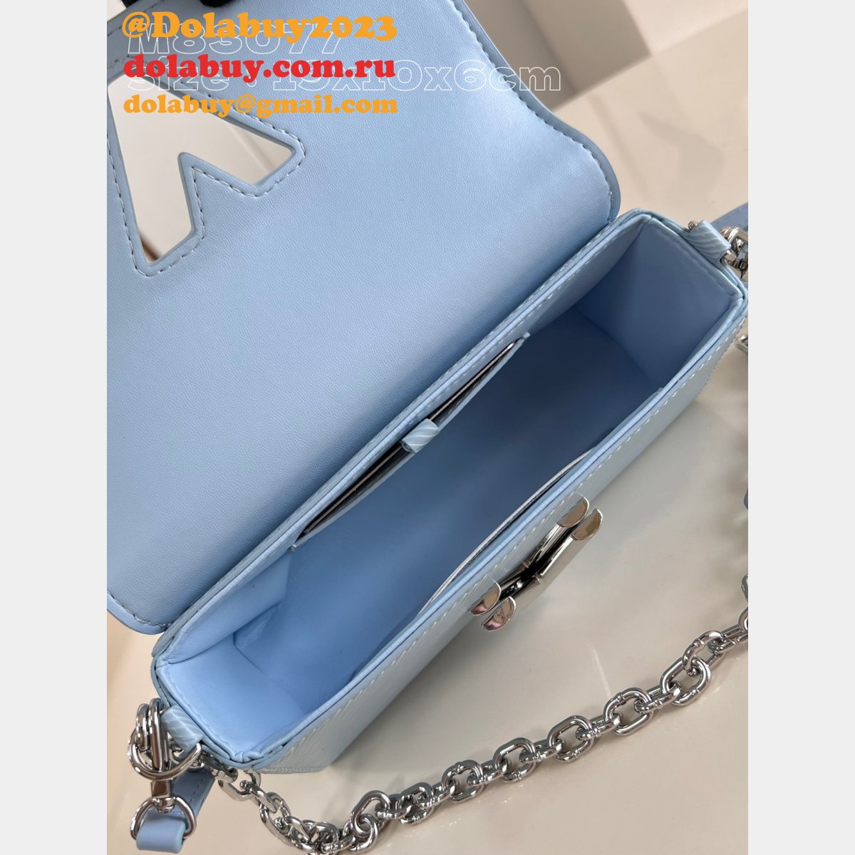 High Quality Twist West Pochette Epi M83077 Inspired Louis Vuitton Bag