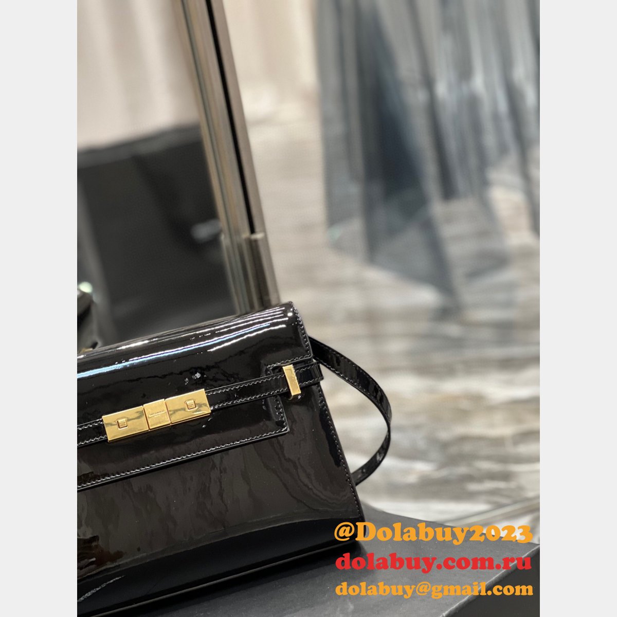 Designer YSL Replica 675626 Manhattan Shoulder Shiny Crocodile Bag