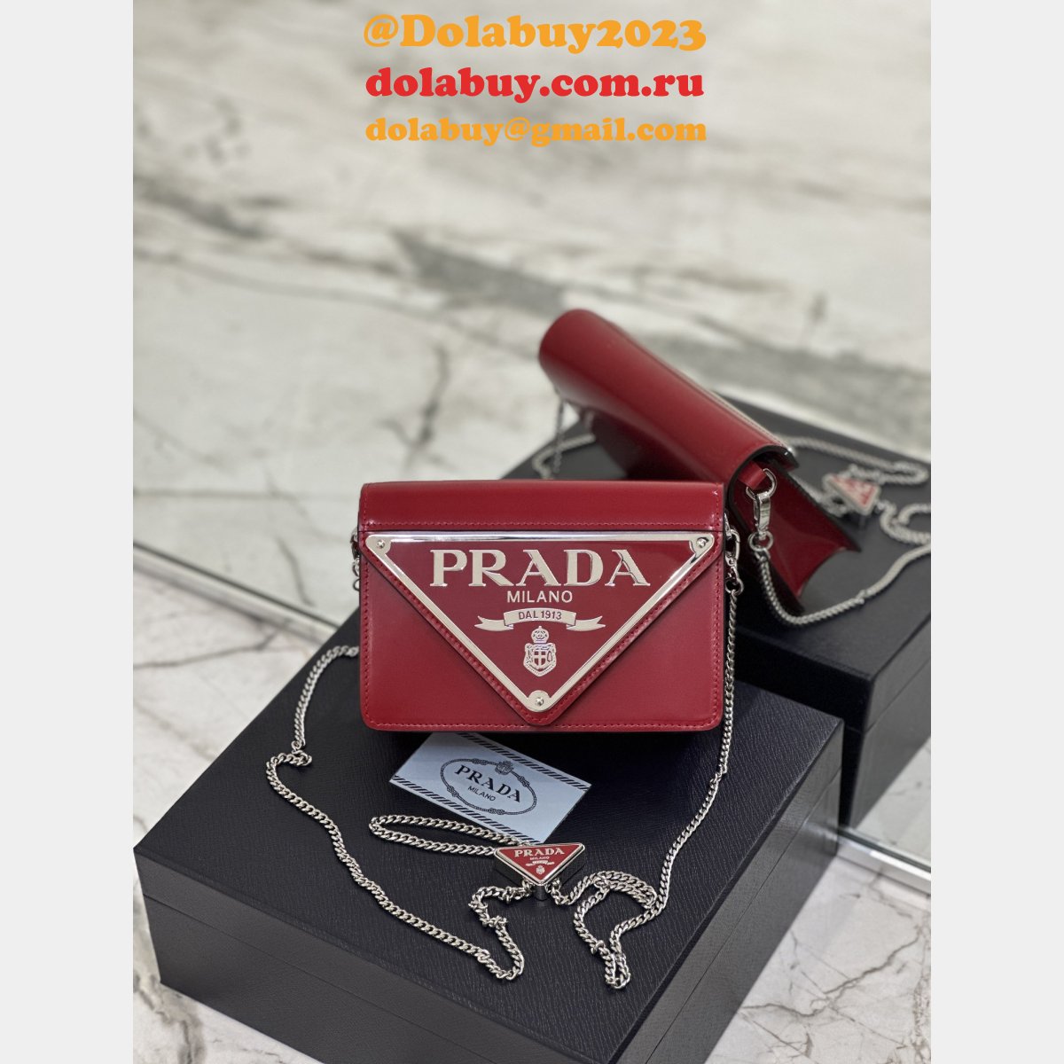 Affordable Luxury Prada Replica Mario Raffia Triangle 1BH189 Bag