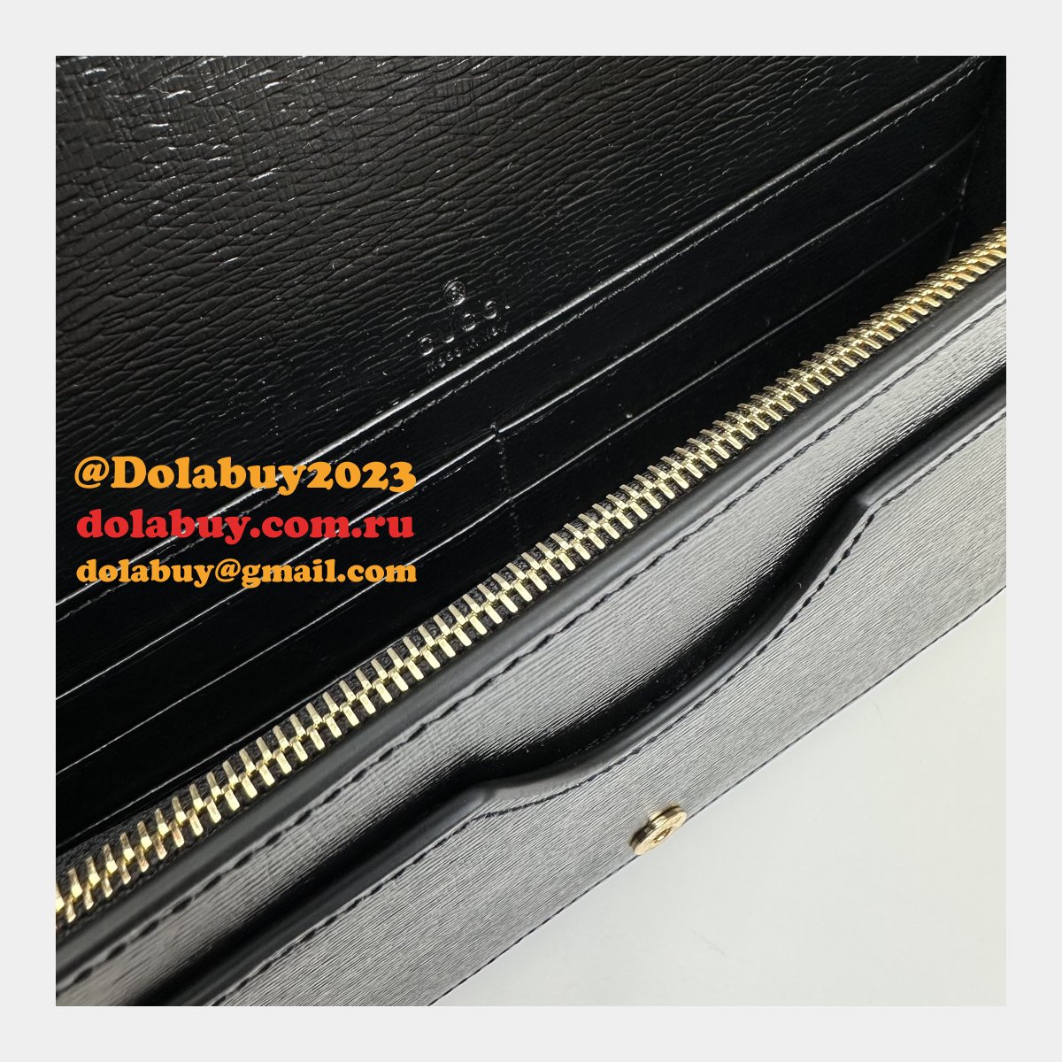 chain wallet inspired G*u*i script 772643 knockoff bag