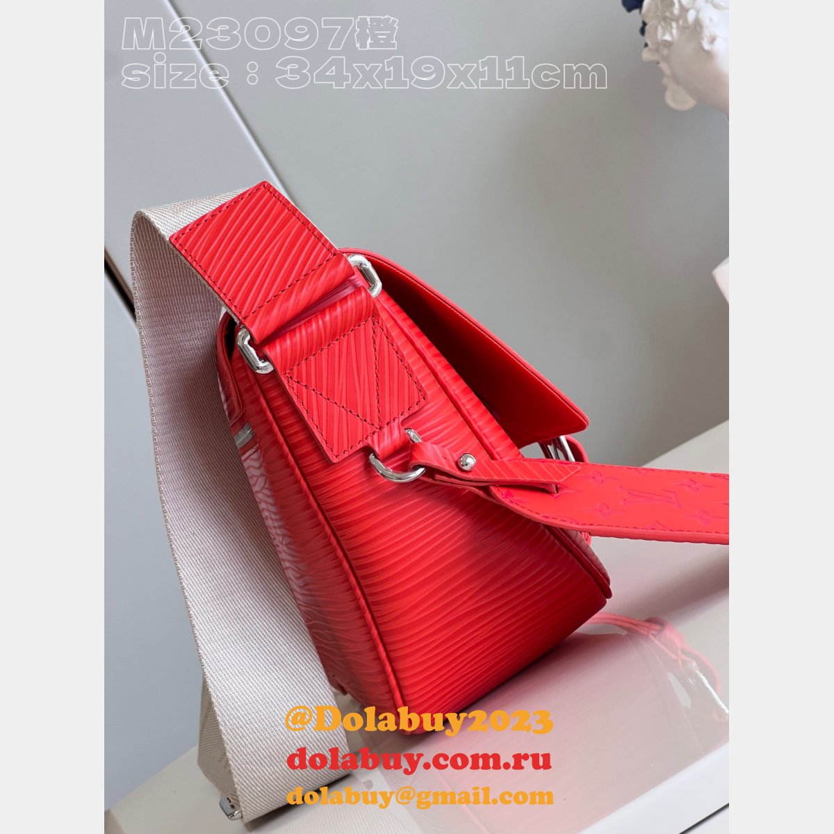 Best Montsouris Messenger A05 M23097 Louis Vuitton Fakes Bag